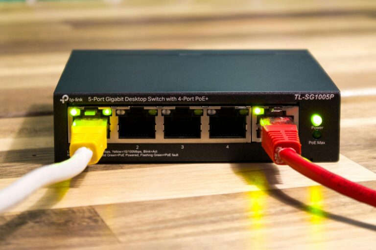 Come Metto in Sicurezza la Rete Wi-Fi di Casa: Configurazione Router, DNS Sicuri e Segmentazione VLAN