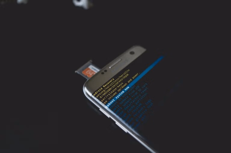 Come Identificare Forged Android Builds e Implementare Device Integrity Verification: Android 17 Advanced Protection e Spyware Detection Security Toolkit per Ricercatori 2026