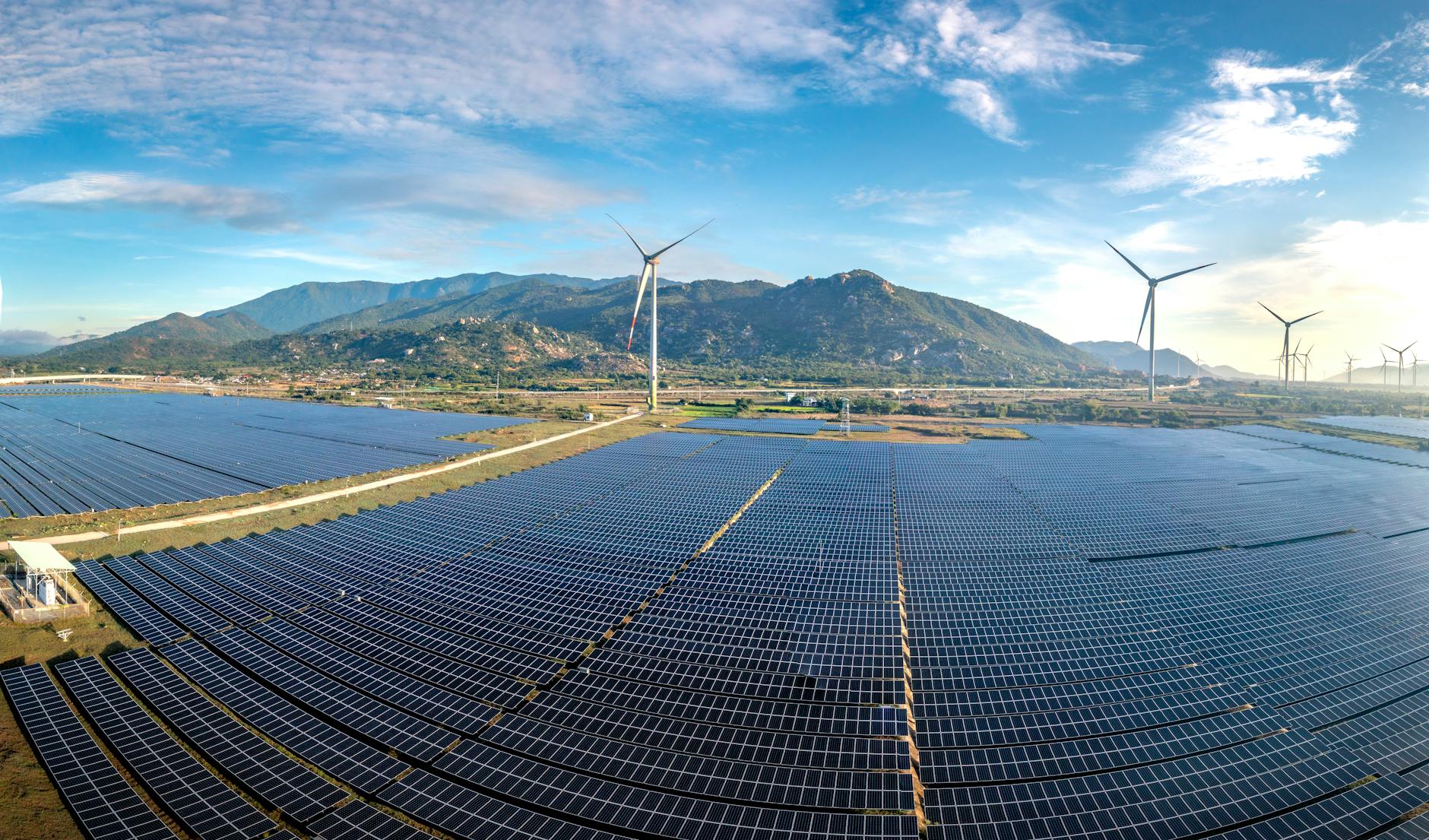 Green Data Center Metrics 2026: ESG Compliance, Carbon Footprint Reporting e Renewable Energy Procurement – La Mia Guida Tecnica