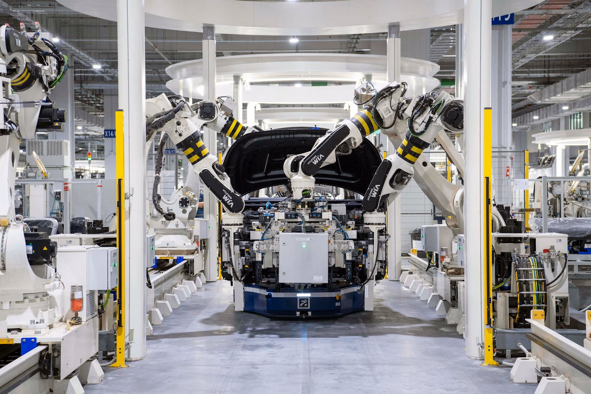 Robotica Umanoide e Physical AI nel 2026: Atlas di Google DeepMind + Boston Dynamics, Controllo Gemini e Automazione Manifatturiera – Demo e Roadmap