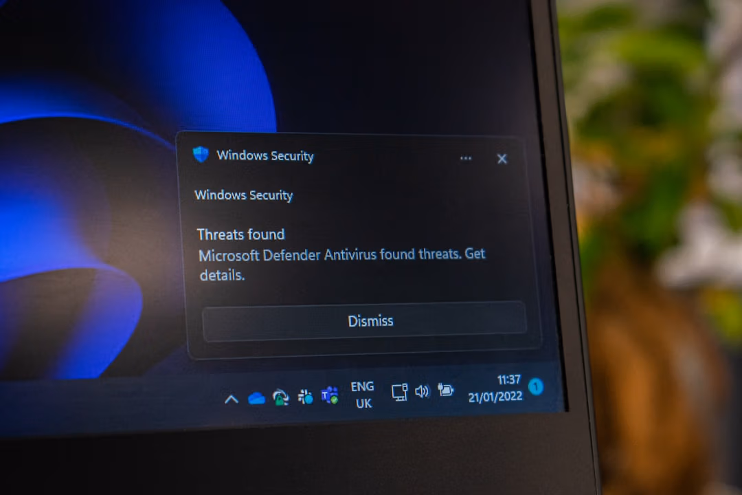 Windows 11 Patch Maggio 2026: Identity-First Intrusion Defense, Credential Guard Evolution e Zero-Trust Deployment