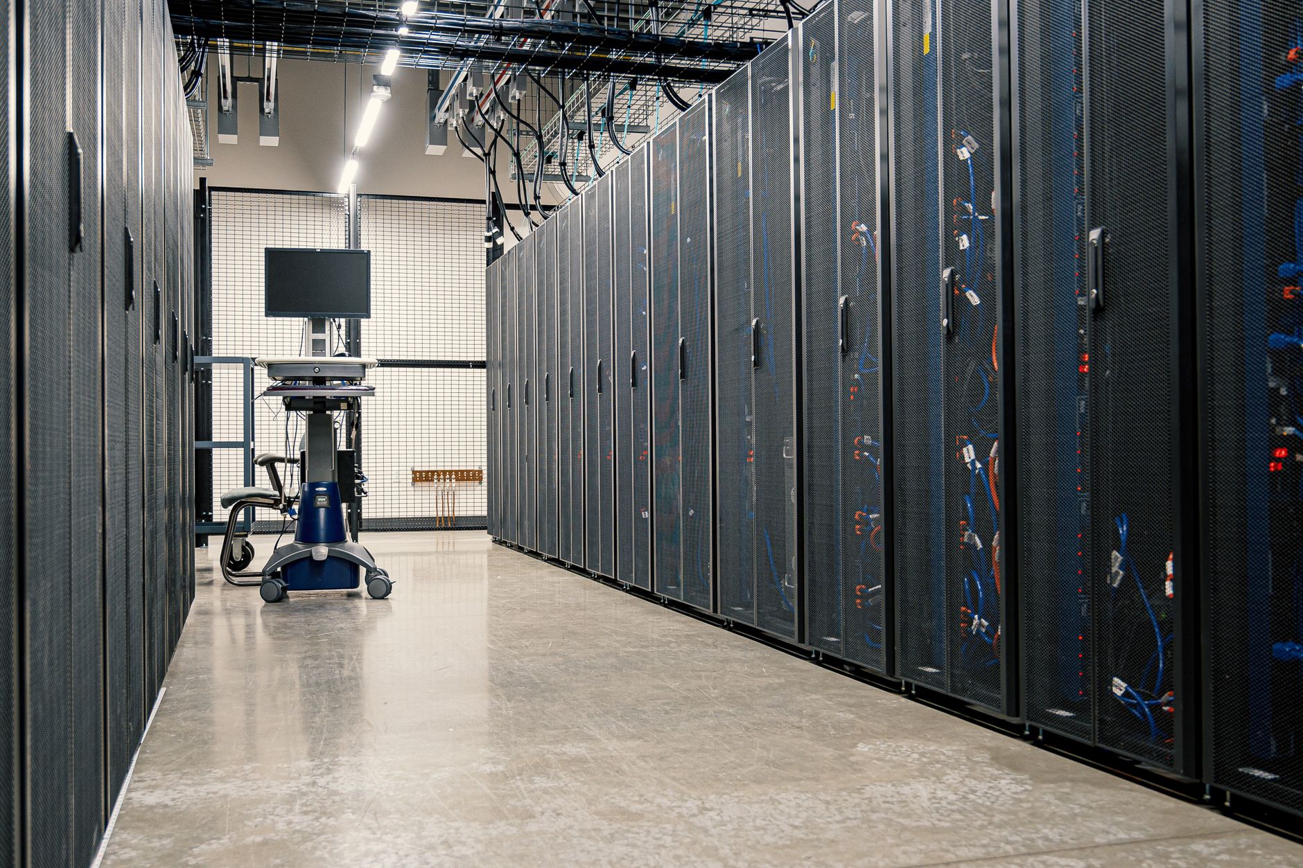 Edge Computing Infrastructure per AI Inference Giugno 2026: Come Distribuire Model Inference su Network Edge per Latency Sub-200ms, Privacy-Preserving Processing e Cost Optimization