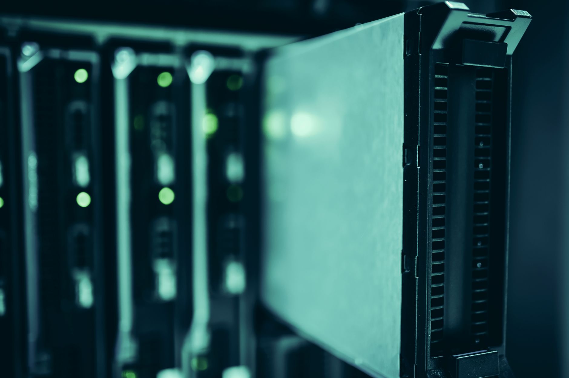 Come Diagnosticare e Risolvere Fallimenti Secure Boot Update Firmware: La Mia Playbook BIOS Vendor-Specific, UEFI Variables Check e Recovery Mode Sequence per Production Enterprise