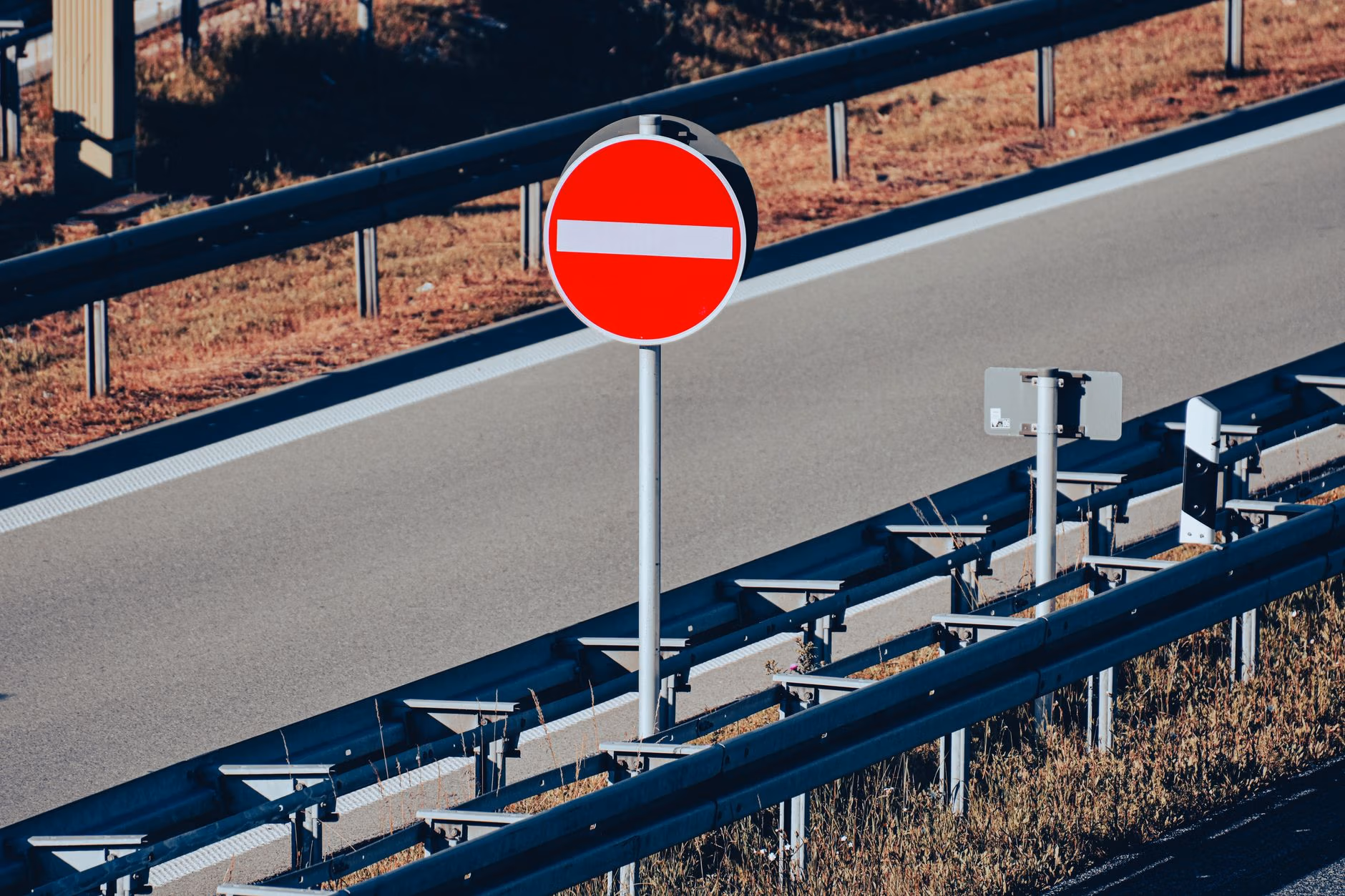 Multimodal AI Prompt Injection Cross-Modal Vectors 2026: Come Secured Vision-Language Models Contro Text+Image Embedded Attacks in Autonomous System Pipelines