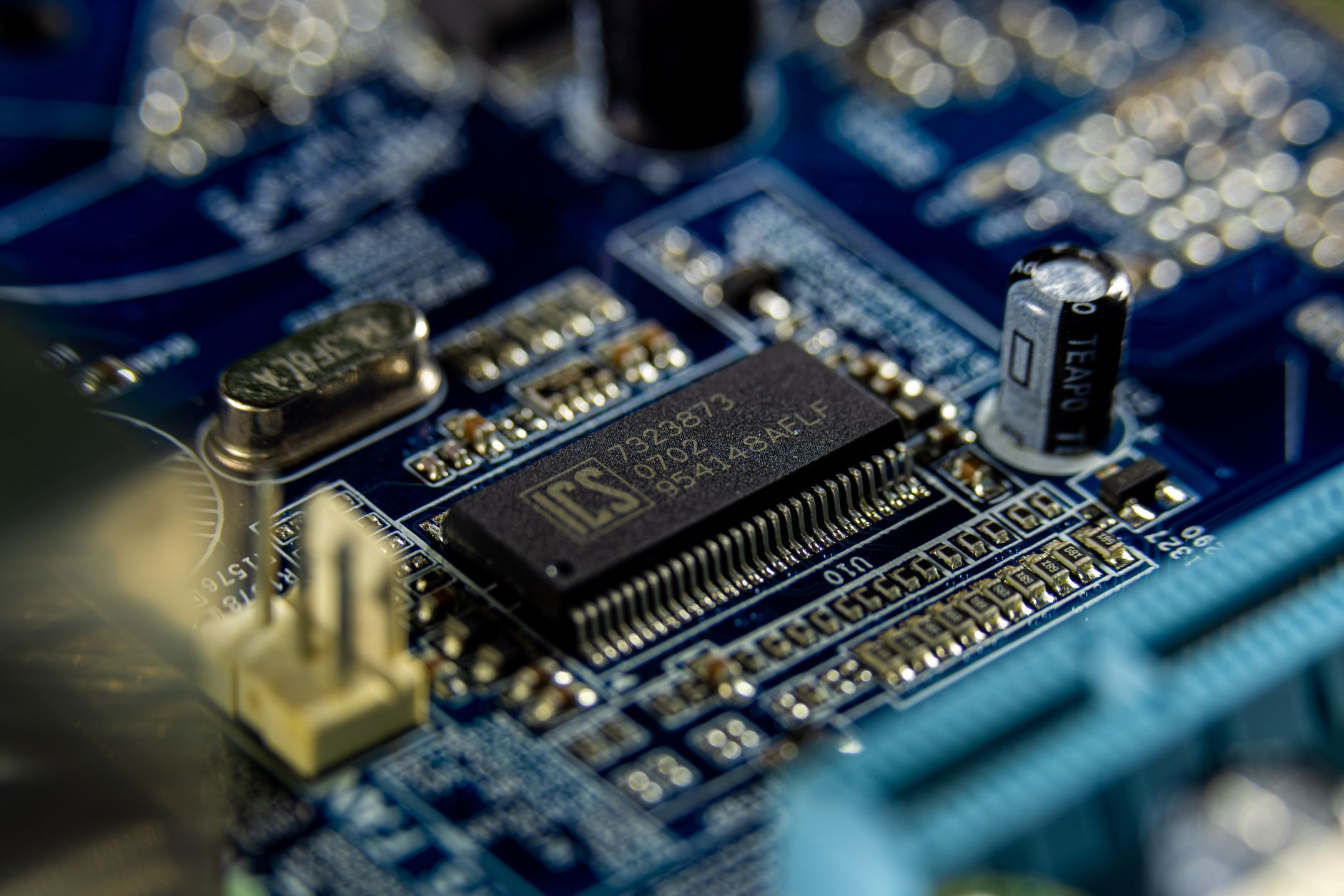 Come Implementare Android 17 Post-Quantum Cryptography e AISeal pKVM: La Mia Guida Hardware-Based Isolation per On-Device AI Processing, Privacy Assurance e Future-Proof Encryption